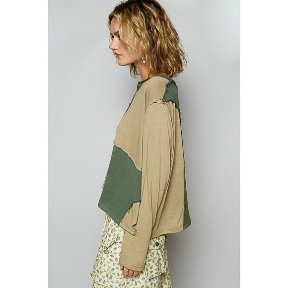 POL Color Block Contrast Notch Neck Long Sleeves Relaxed Fit Top | Matcha Green - Picture 4 of 5